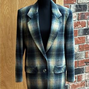 New Frontier Women's Plaid Blazer